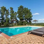 Farmhouse In Buonconvento Ferienhaus